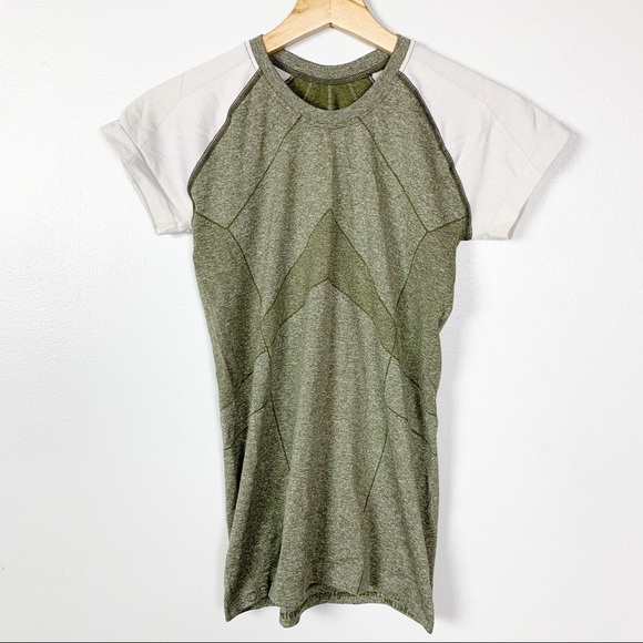 oiselle Tops - OISELLE Stretchy Short Sleeve Crew Neck Colorblock TShirt Workout Athletic Gym S